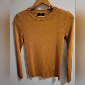 Tahari Yellow Crew Neck Sweater Soft Cotton Blend